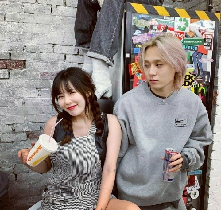 나이키 X 스투시 콜라보 자수 맨투맨