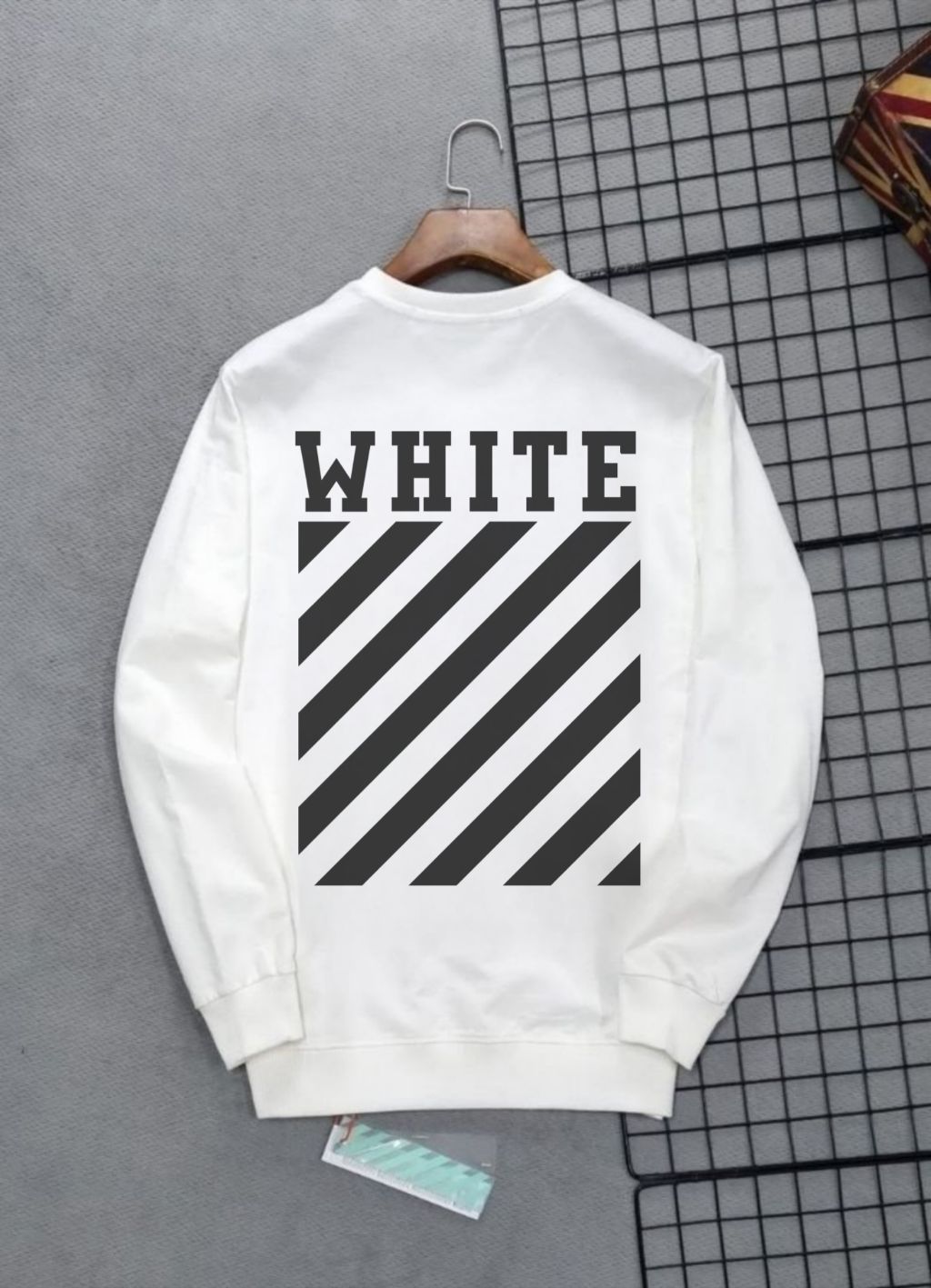 오프화이트 모나리자 빈티지 맨투맨