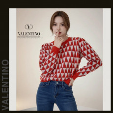 발렌티노 여성 576 삼각 문양 니트