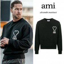 아미 빅하트 로고 패치 맨투맨