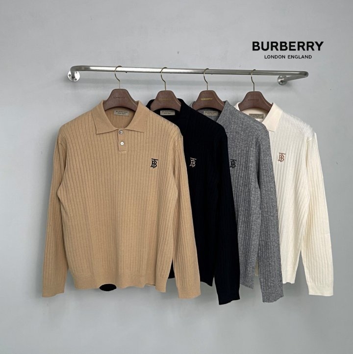 버버리 BT 로고 자수 카라 긴팔 니트