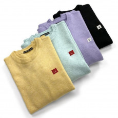 아크네 레드 & 화이트 패치 라운드 니트