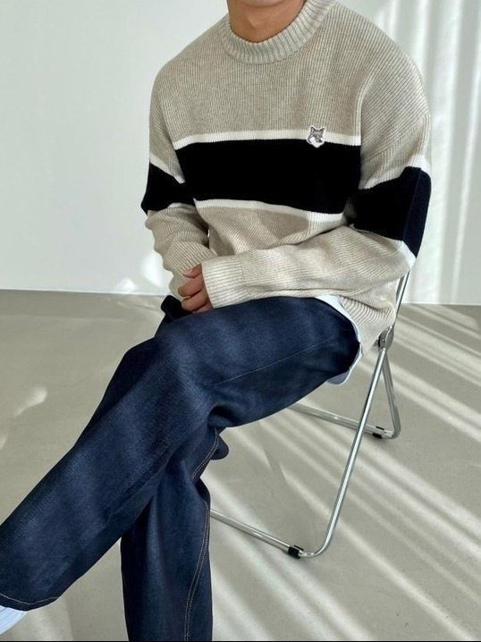 메종키츠네 캐시 하찌 스트라이프 블랙 패치 라운드 니트