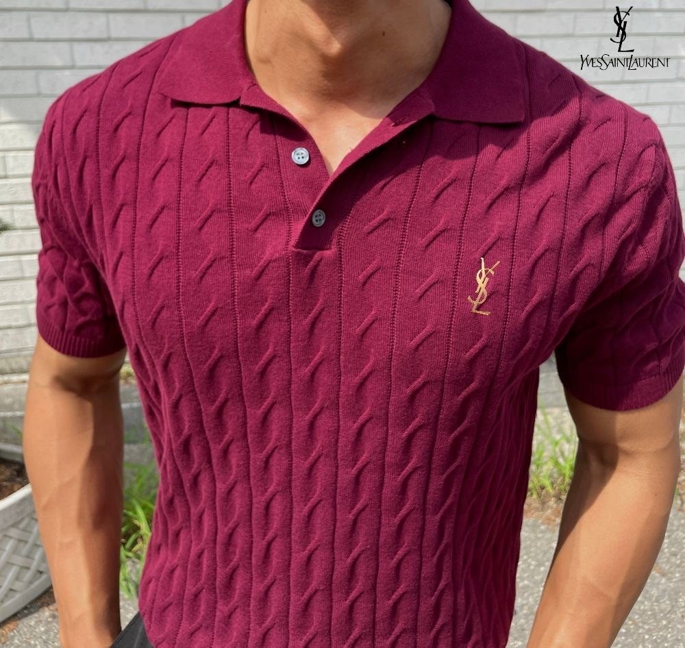 입생로랑 브레스티드 꽈베기 카라 반팔 니트