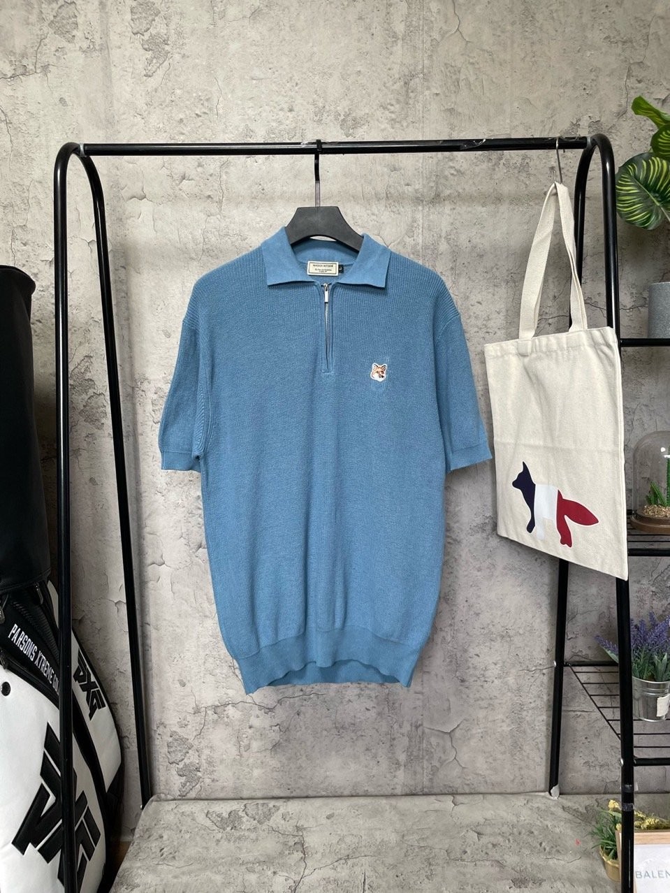 메종키츠네 코헨 하찌 카라 반팔 반집업