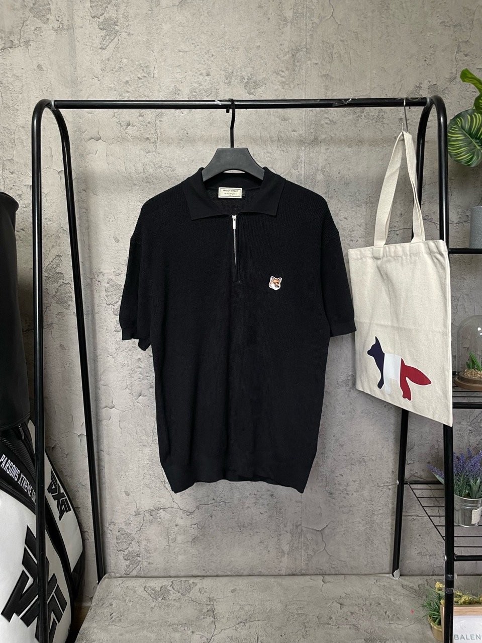 메종키츠네 코헨 하찌 카라 반팔 반집업