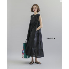 프라다 여성 모던 셔링 원피스