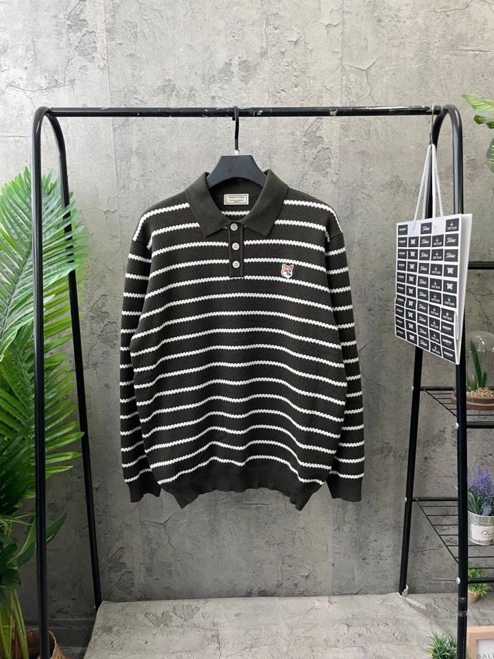 메종키츠네 스트라이프 카라 니트