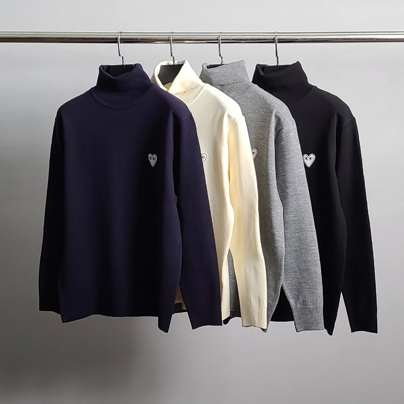 꼼데가르송 화이트 와펜 터틀넥 니트