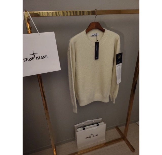 스톤아일랜드 실크 앙고라 라운드 니트