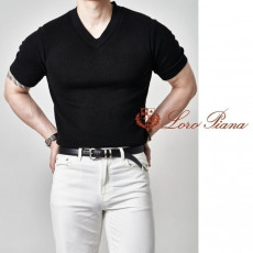 로로피아나 브이 반팔 니트