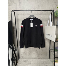 몽클레어 삼선 숄더 라인 라운드 니트