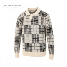 보테가베네타 체크 카라 니트