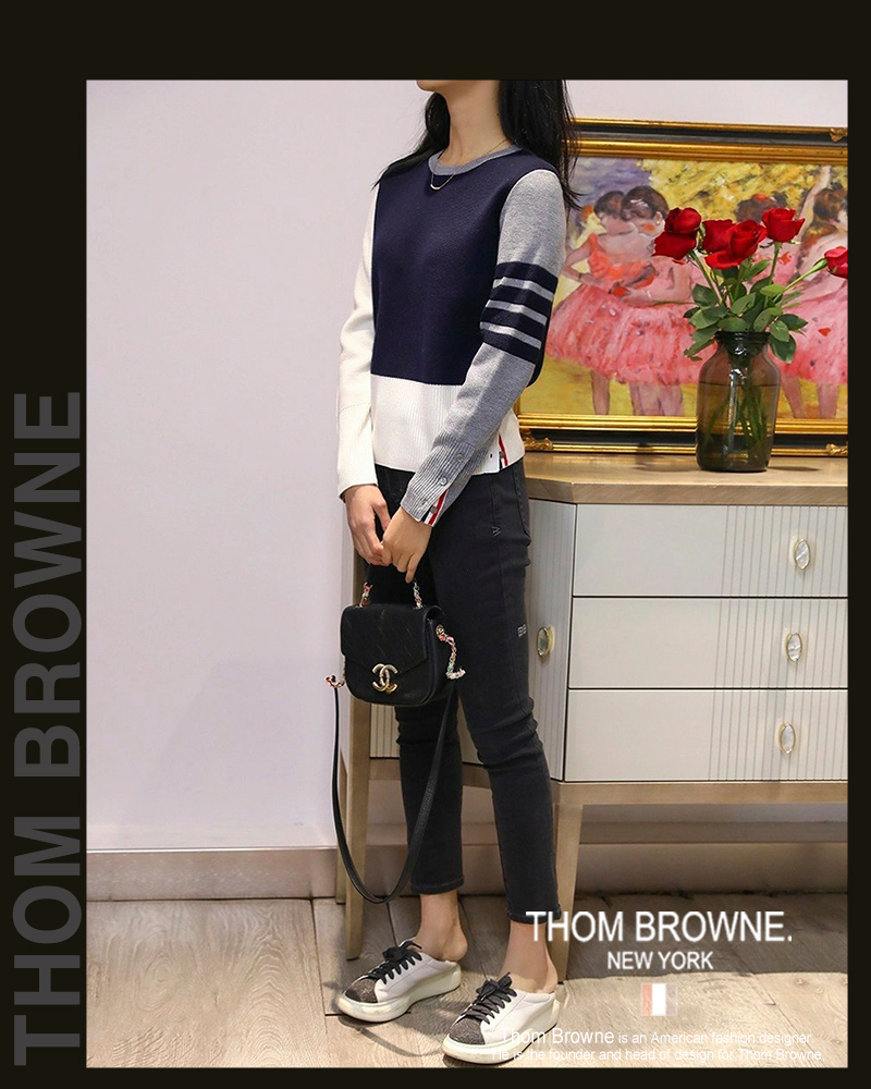 톰브라운 여성 9793 네이비 배색 라운드 니트