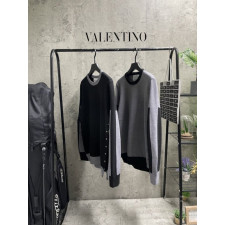 발렌티노 스터드 라인 니트