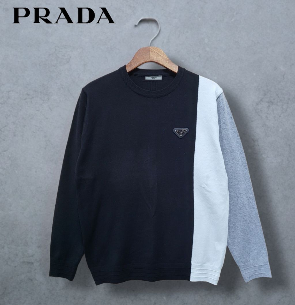 프라다 라인 배색 패치 니트