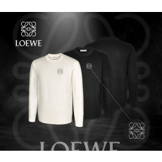 로에베 가슴 자수 니트