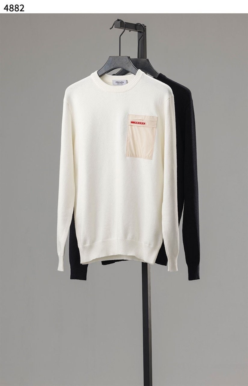 프라다 포켓 레드 로고 크루넥 스웨터 니트