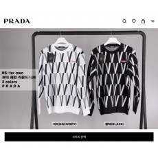 프라다 브이 패턴 라운드 니트