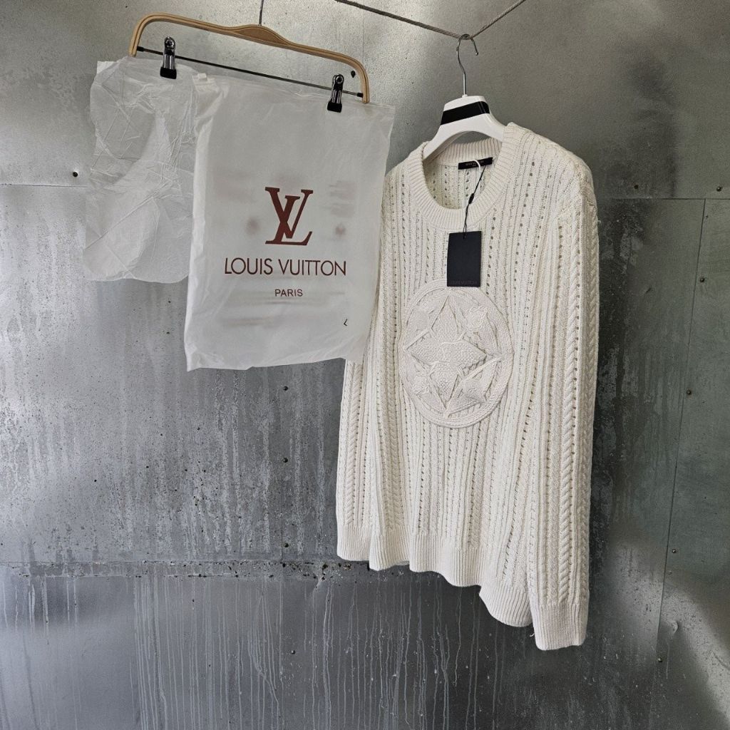 루이비통 케이블 크루넥 니트