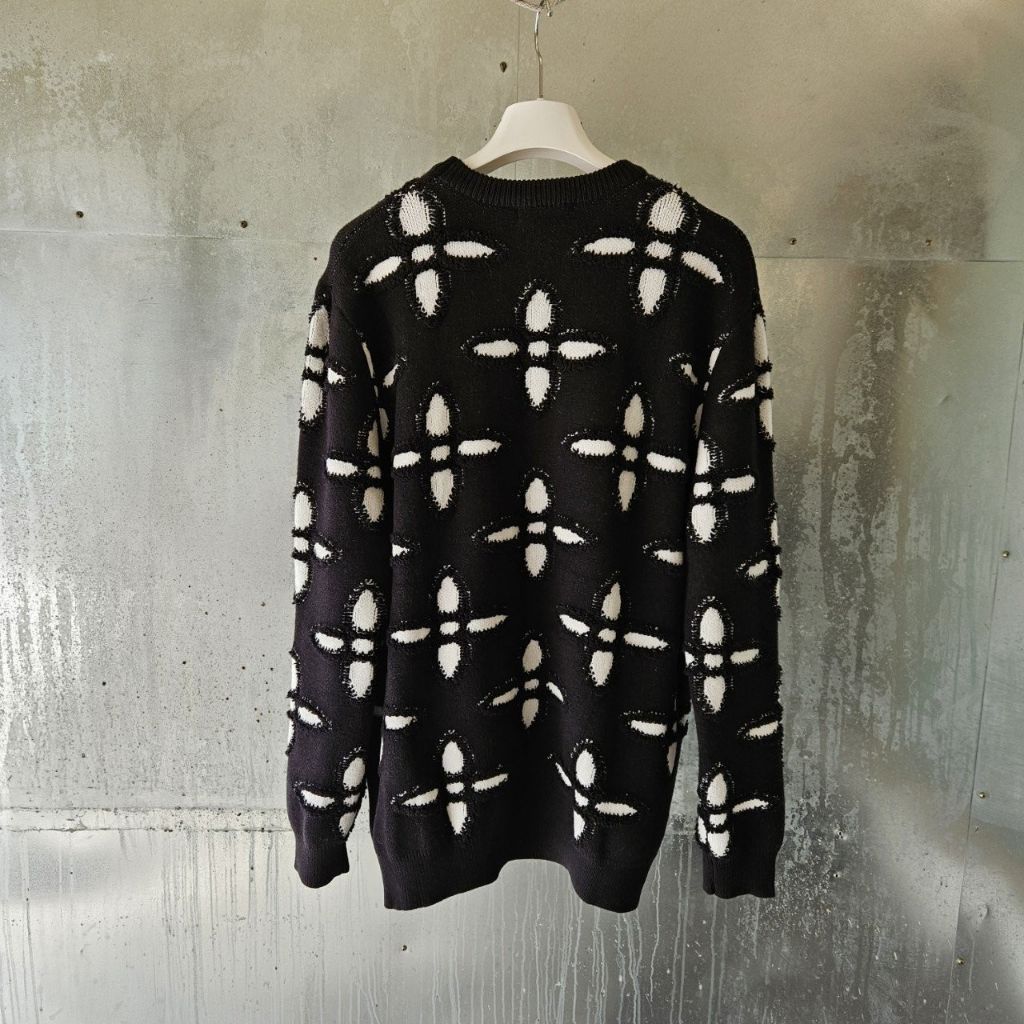 루이비통 텍스처드 코튼 크루넥 니트