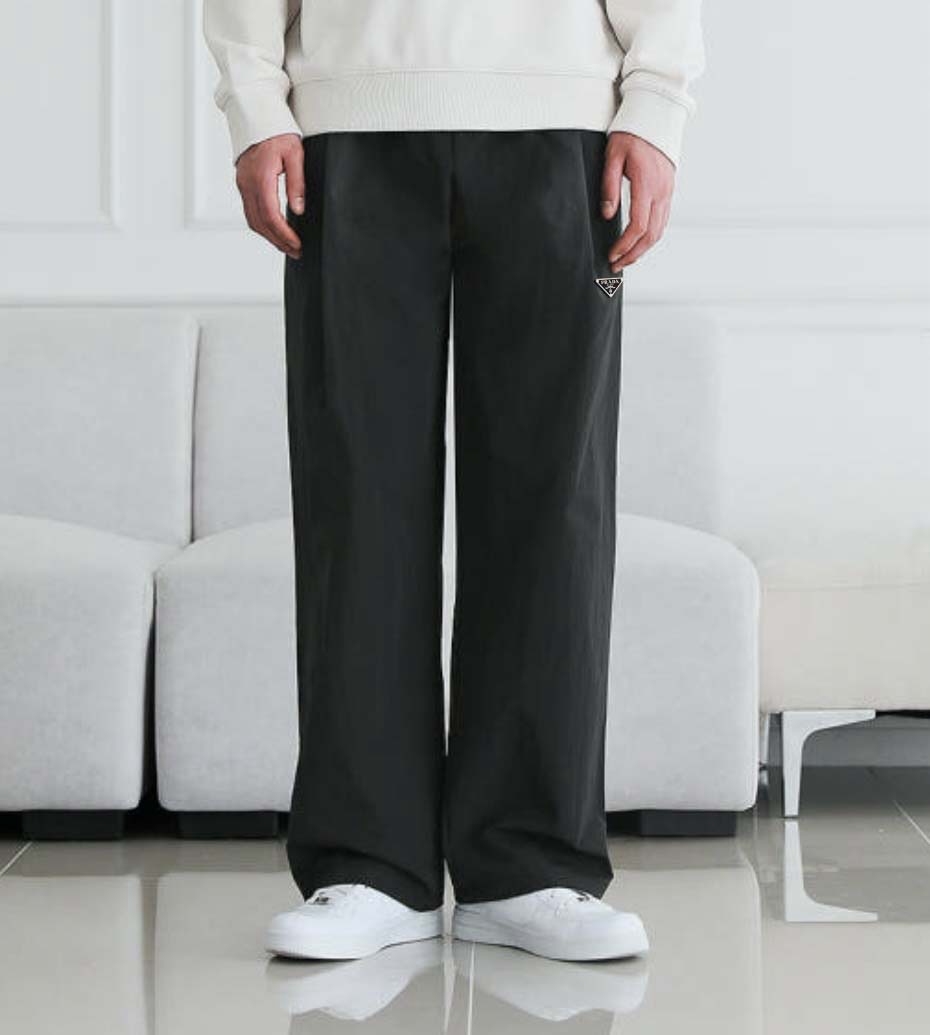 프라다 나일론 와이드 팬츠 (바지)