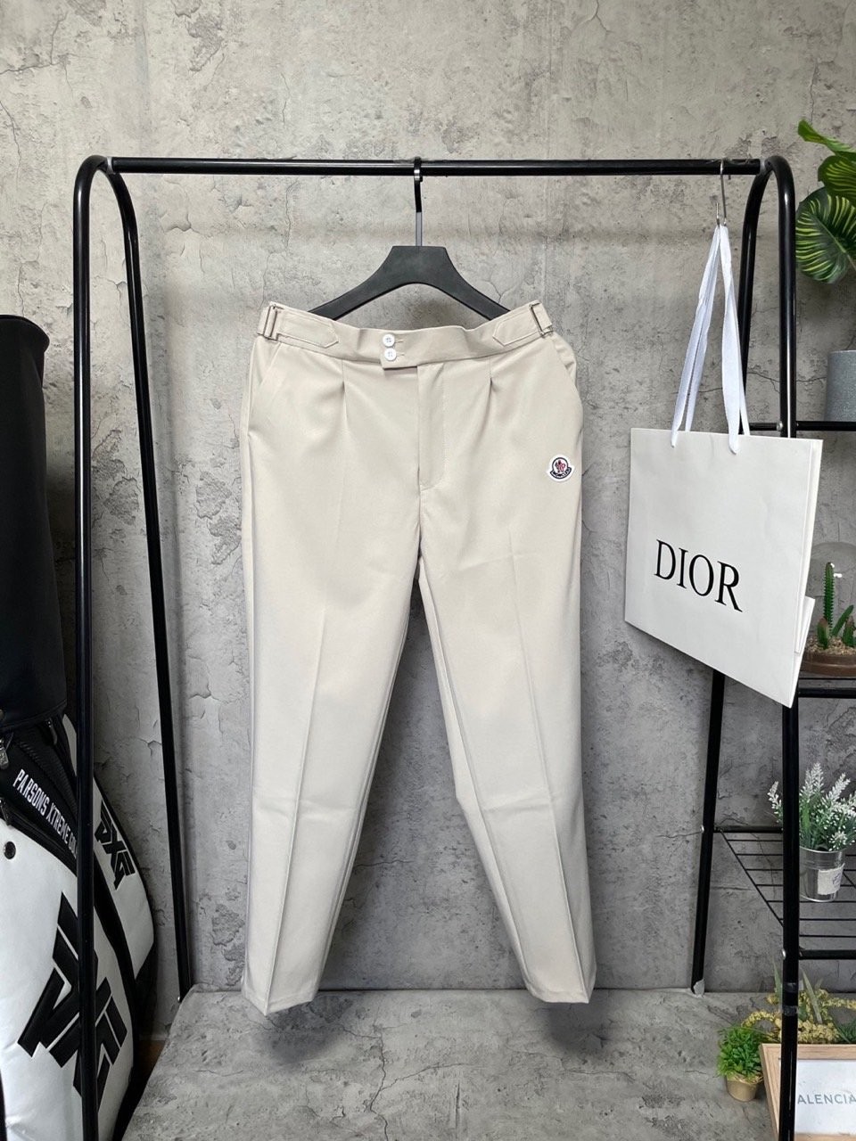 몽클레어 밴딩 벨티드 9부 팬츠 (바지)