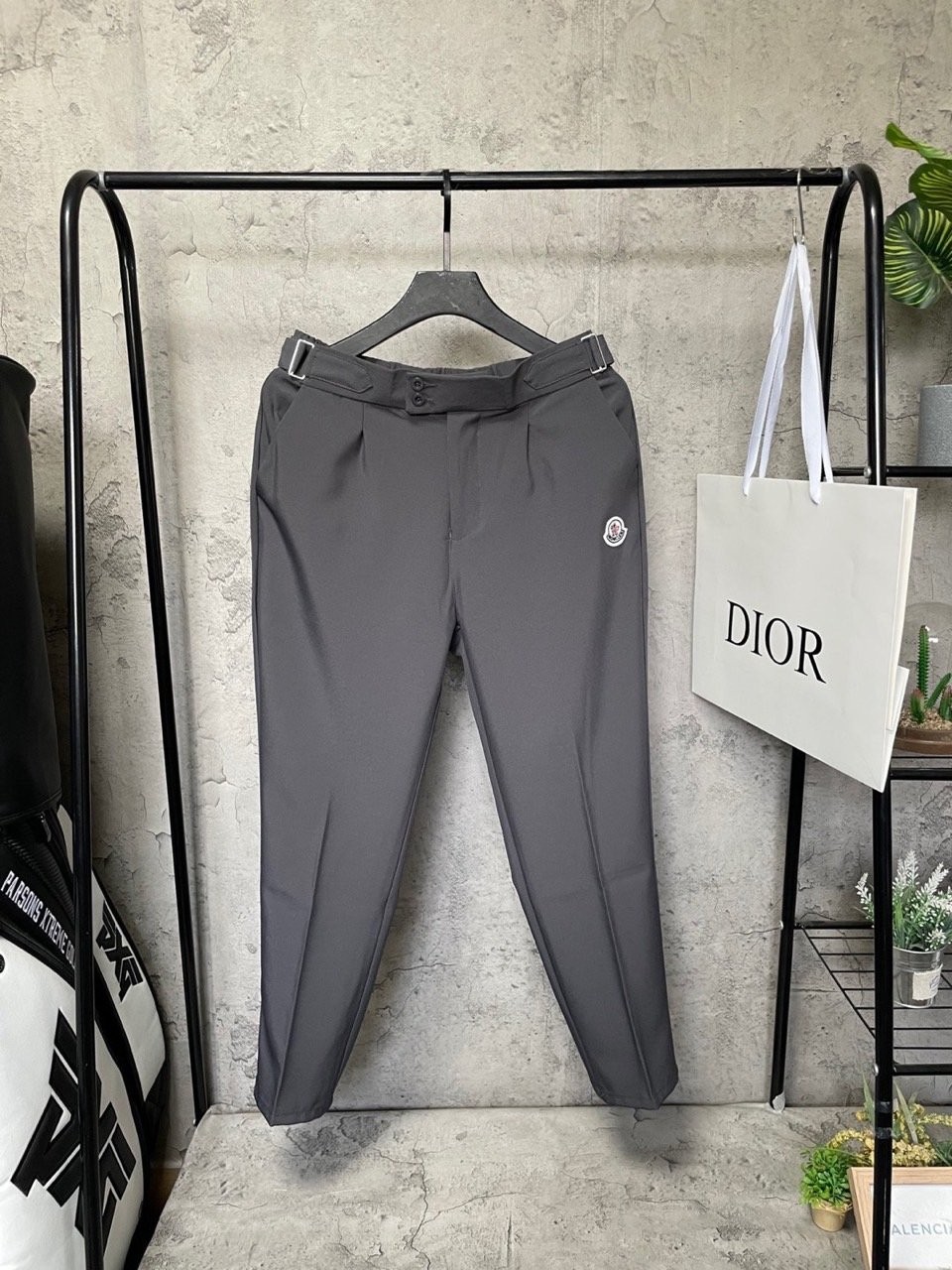 몽클레어 밴딩 벨티드 9부 팬츠 (바지)