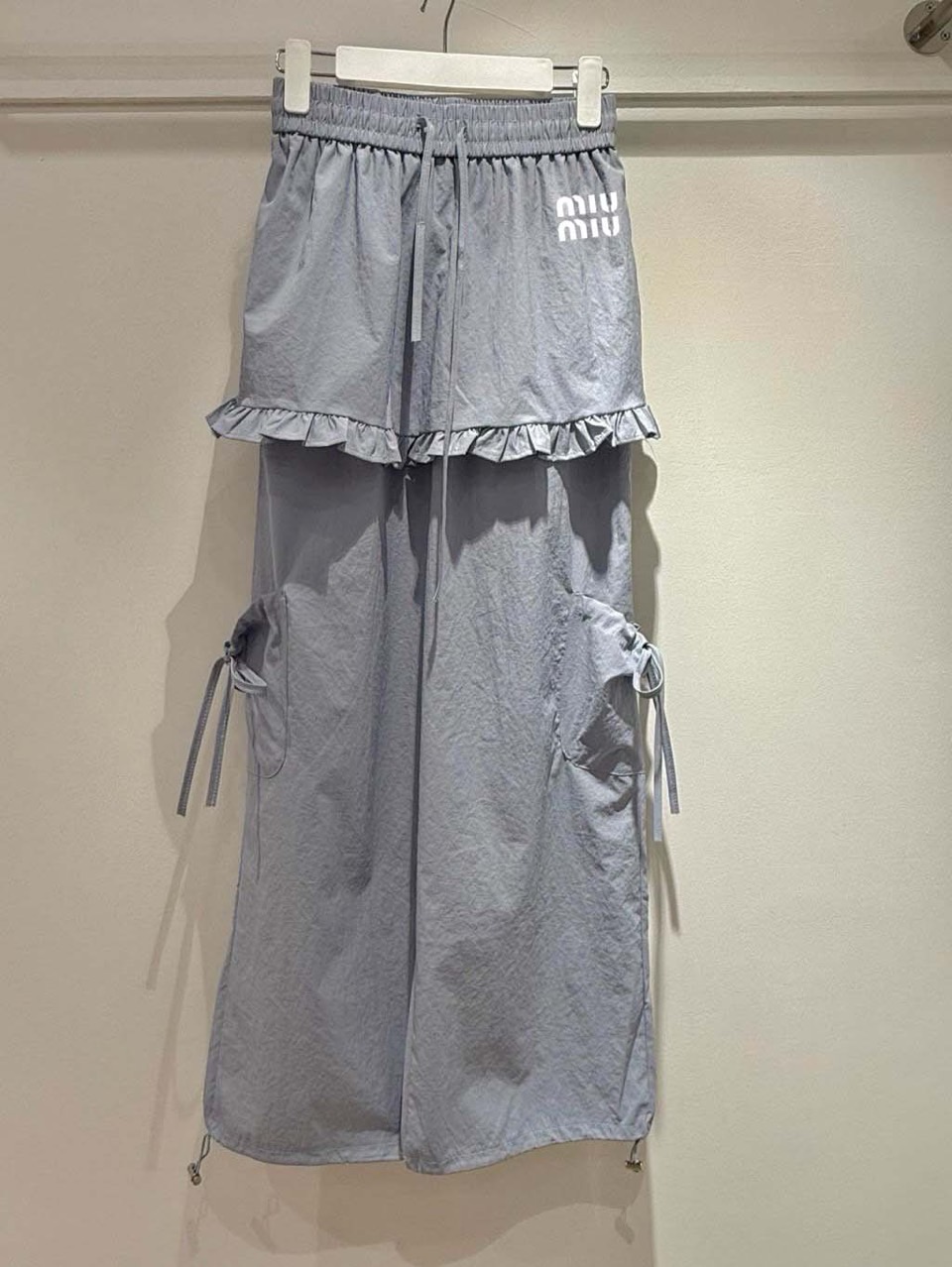 미우미우 여성 리본 카고 레이어드 나일론 팬츠 (바지)