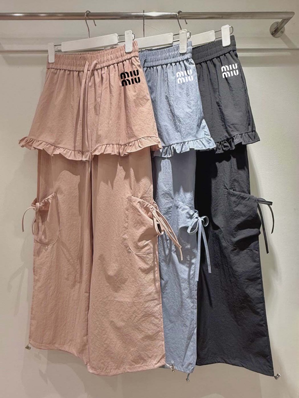 미우미우 여성 리본 카고 레이어드 나일론 팬츠 (바지)