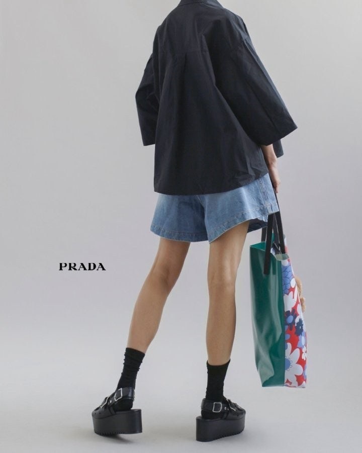 프라다 여성 더블 에이라인 쇼츠 청 반바지