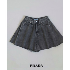 프라다 여성 로비에 청 반바지