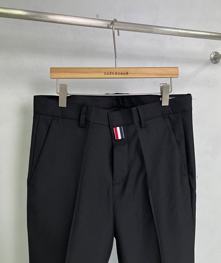 톰브라운 백스트렙 슬랙스 (바지)