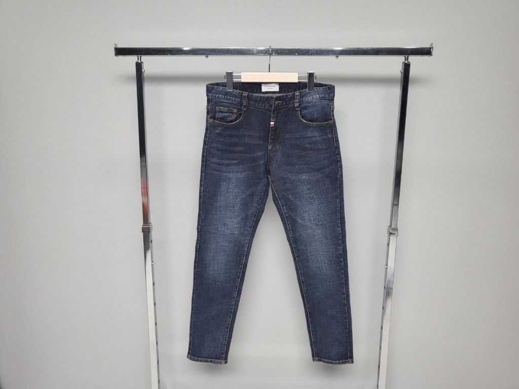 톰브라운 다크브러시 청바지