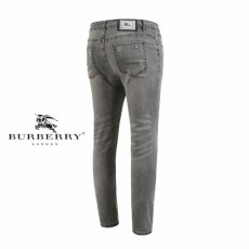 버버리 블랙 스틸 그레이 워싱 슬림진 청바지