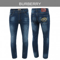 버버리 기사 프린트 워싱 청바지