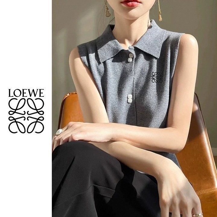 로에베 여성 자수 투버튼 카라 민소매 나시 자켓