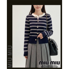 미우미우 여성 25-883 넥 포인트 ST 니트 셔츠 가디건