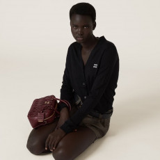 미우미우 여성 로고 가디건