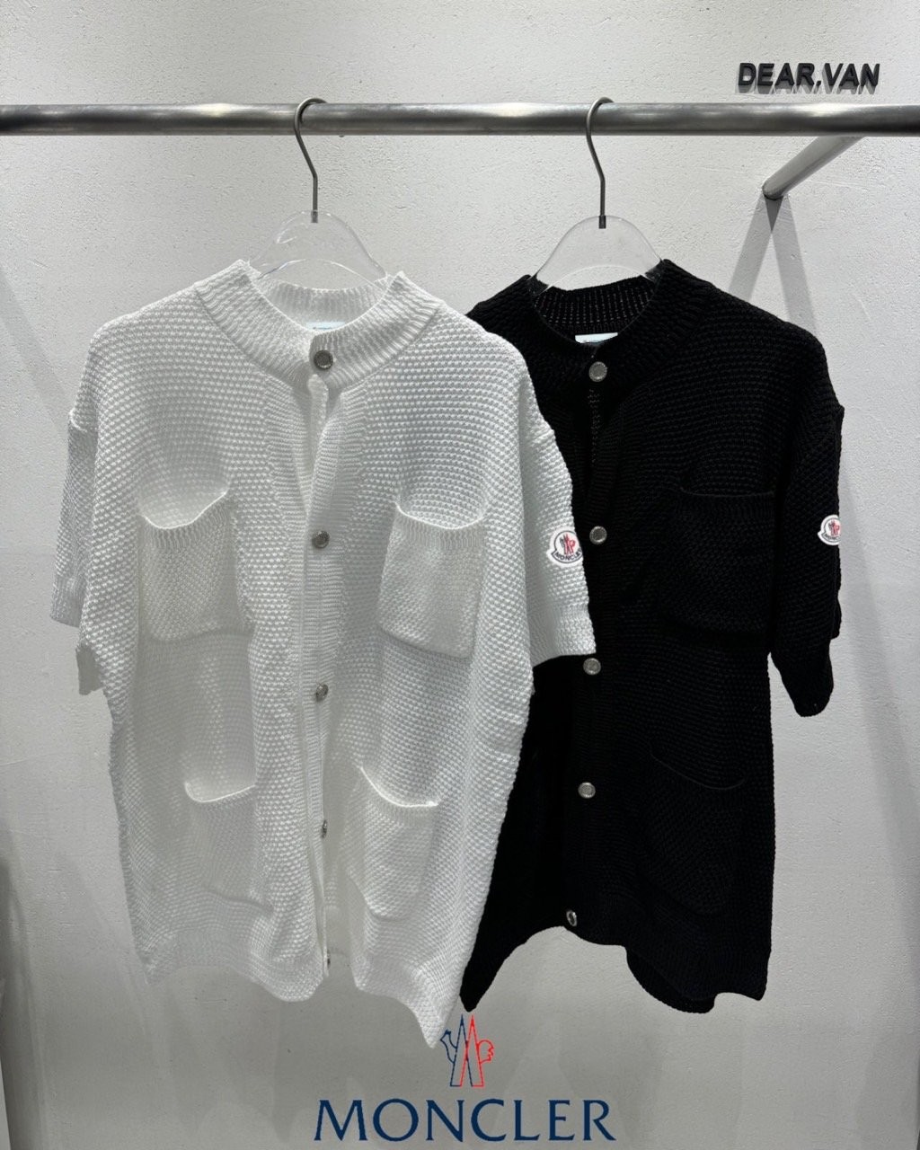 몽클레어 유니 크롭 반팔 가디건