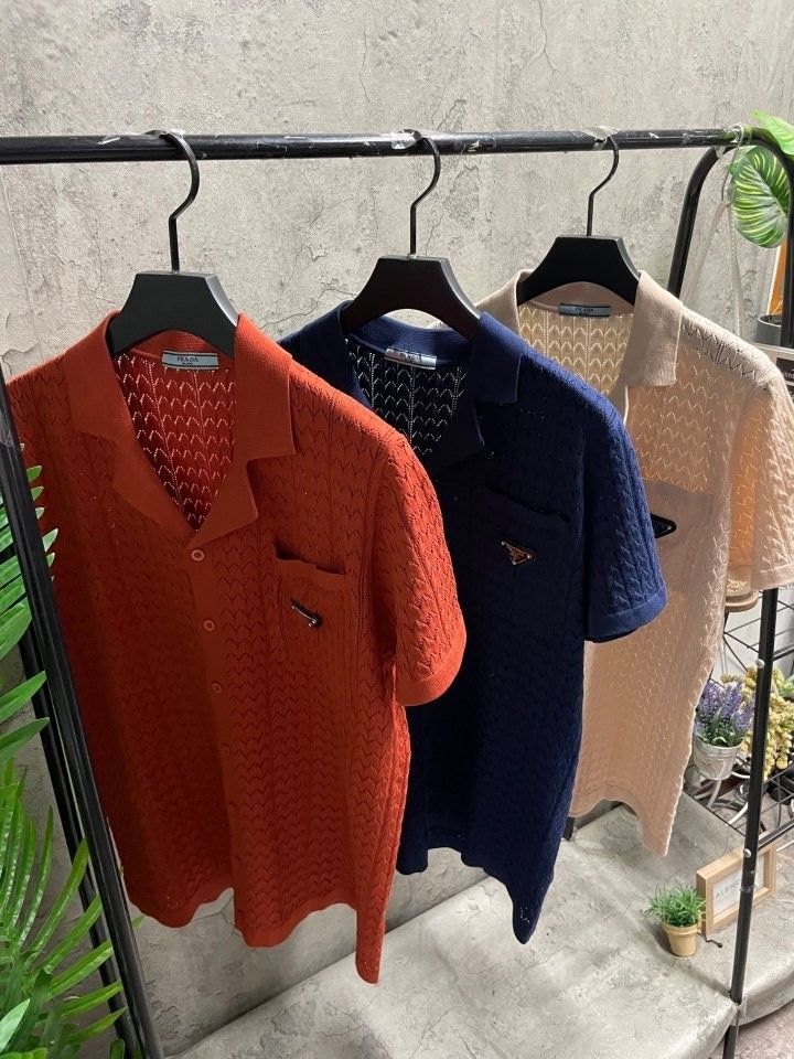 프라다 바캉스 카라 반팔 가디건