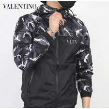발렌티노 밀리 레터링 후드 배색 바람막이
