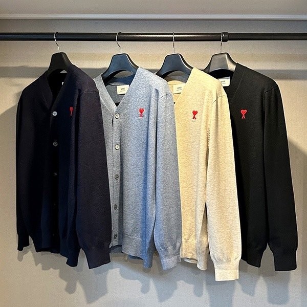 아미 꾀흐 엠브로이더리 니트 가디건