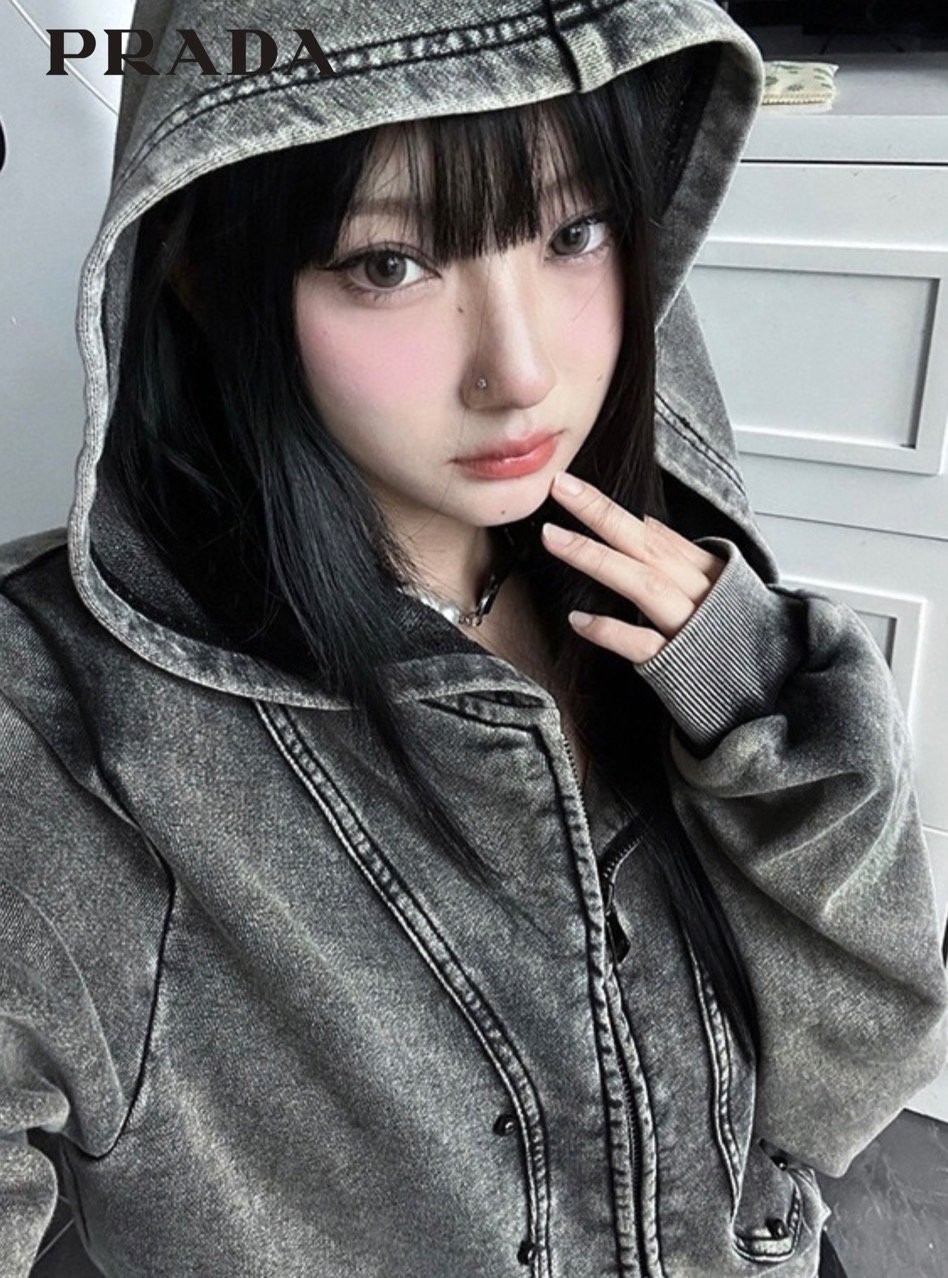 프라다 여성 삼각 로고 후드집업