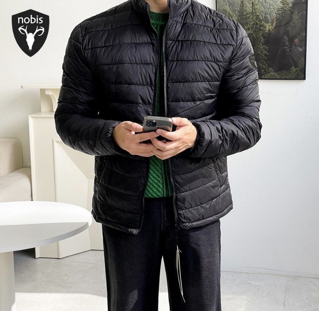 노비스 야테시 구스다운 경량 패딩