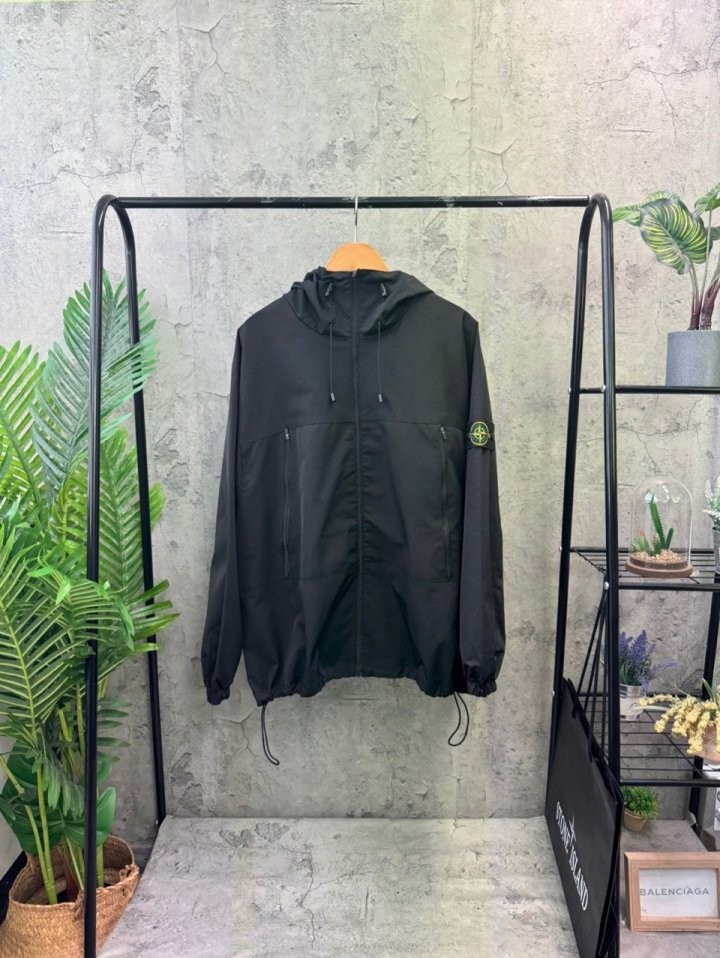 스톤아일랜드 코어 빅포켓 후드 바람막이