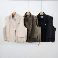 프라다 여성 리나일론 투포켓 버튼 조끼 자켓