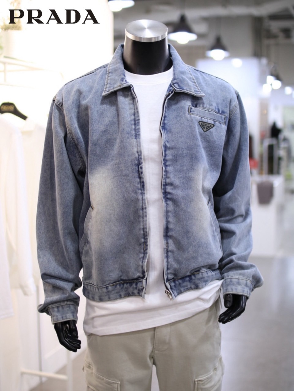 프라다 플레이트 하드 워싱 카라 데님 청자켓