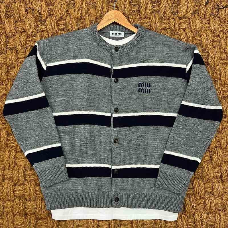 미우미우 배색 라운드 가디건