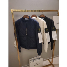 스톤아일랜드 아가일 퀄팅 패딩